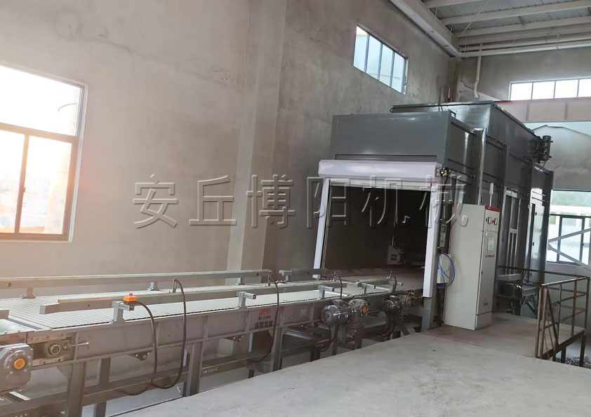 含鋅污泥全自動噸袋破袋機 測切式噸袋拆包機客戶現場